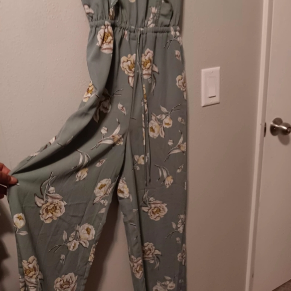Xhilaration Sage Floral Print Jumpsuit - Picture 12 of 16